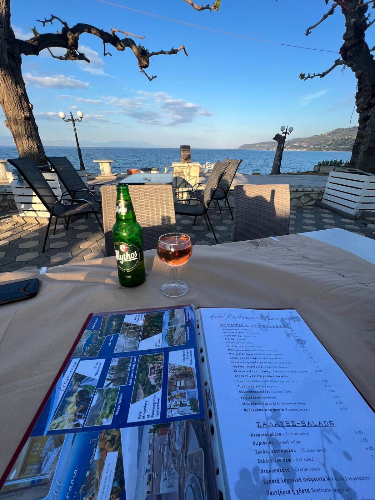 Panorama Hotel - Restaurant Diakopto Extérieur photo