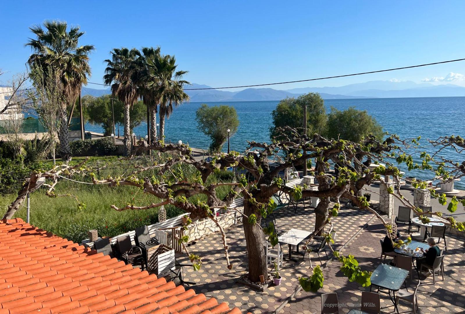 Panorama Hotel - Restaurant Diakopto Extérieur photo
