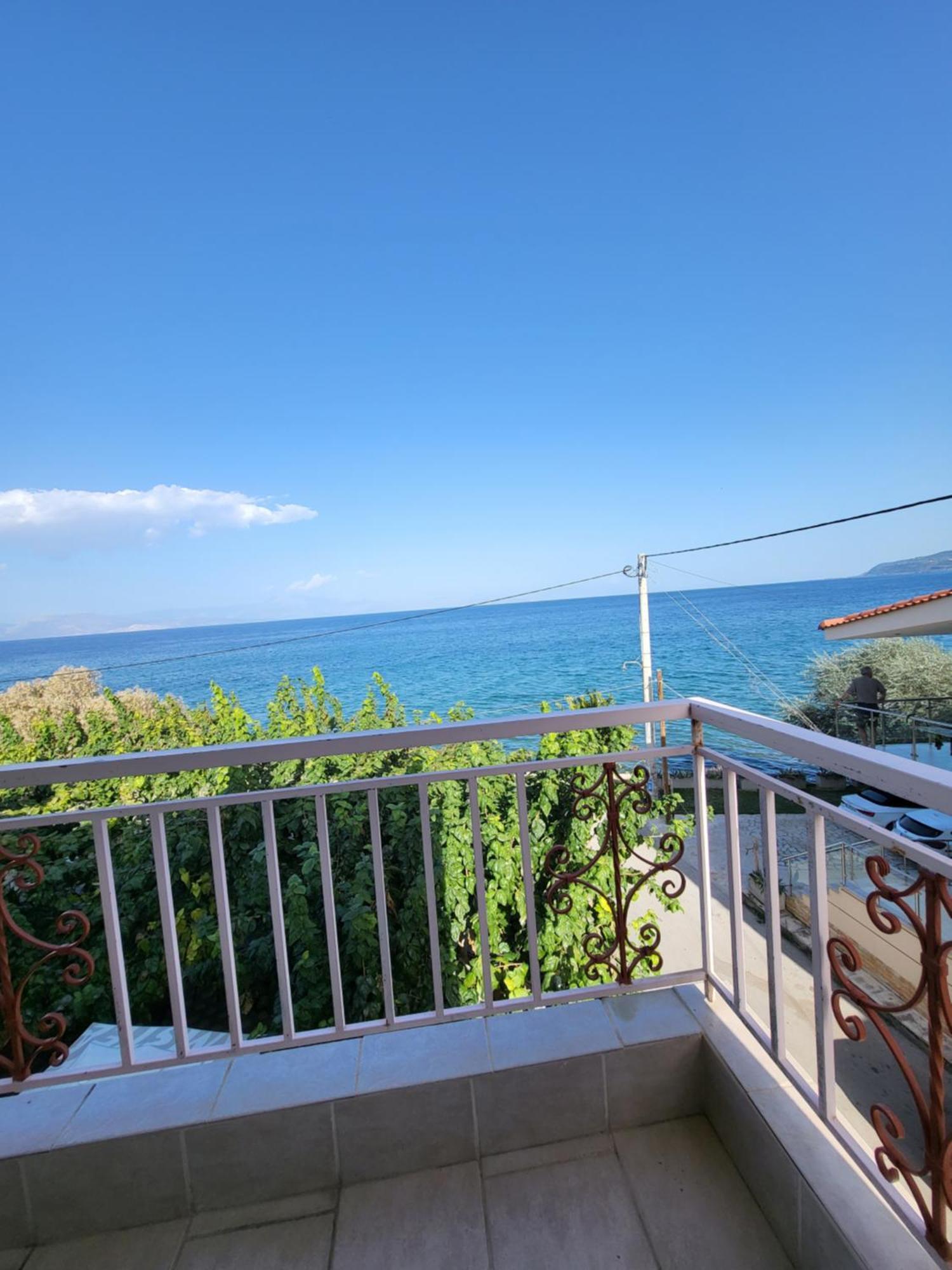 Panorama Hotel - Restaurant Diakopto Extérieur photo