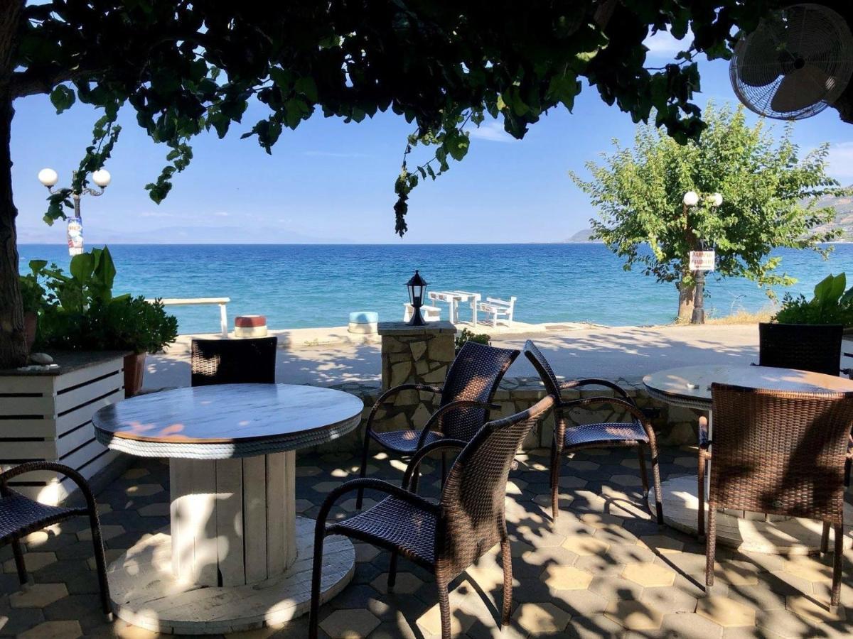 Panorama Hotel - Restaurant Diakopto Extérieur photo